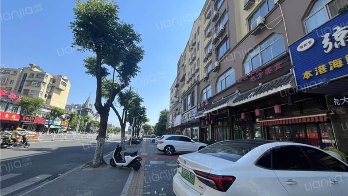 广济大厦外景图