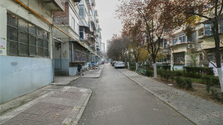 西航中心第3小区外景图