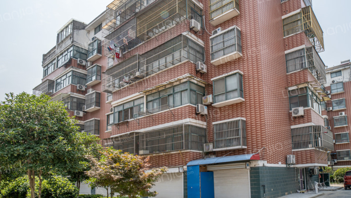 鸿泰嘉园外景图