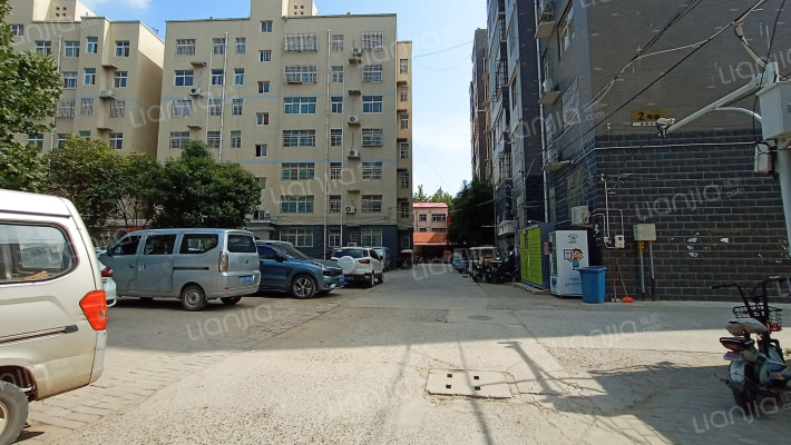 泰安小区东区外景图