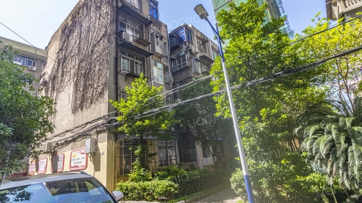 襄阳二中新校区家属院外景图