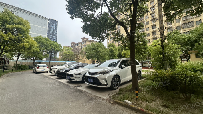 维罗纳花园外景图