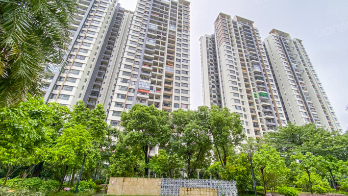 利信花园外景图