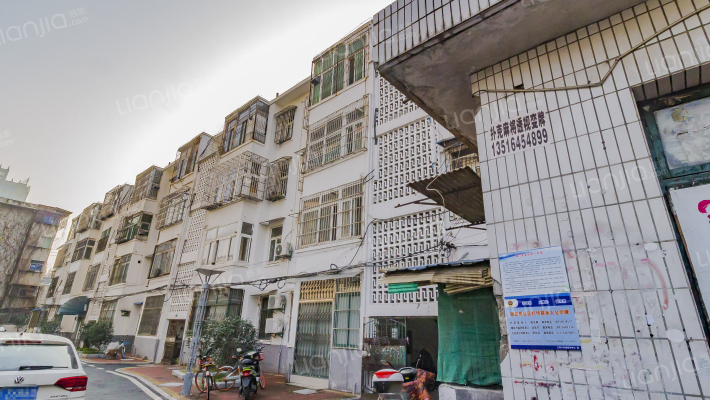 金寨路350号外景图