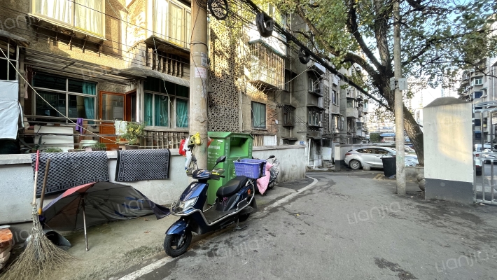 兴关北巷8号小区外景图