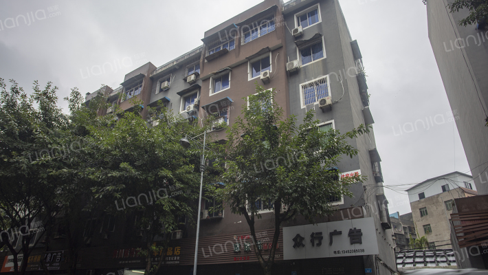 壁渝路260号外景图