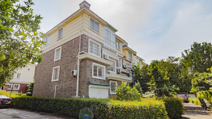 望湖山庄外景图