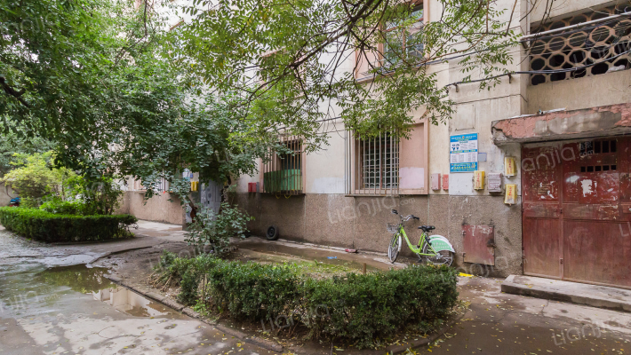 东岗小区外景图