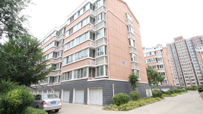 海泰花园外景图