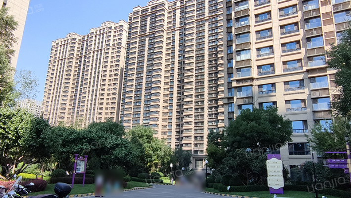 恒大翡翠华庭外景图