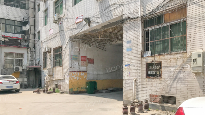 园中苑小区外景图