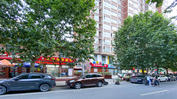 南小巷北家属院外景图