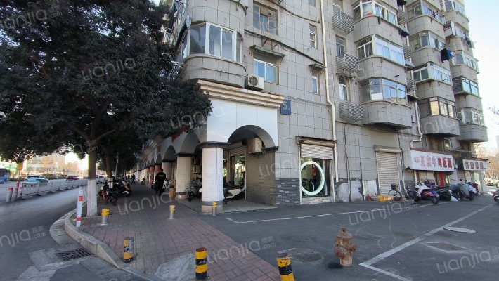 英南小区外景图