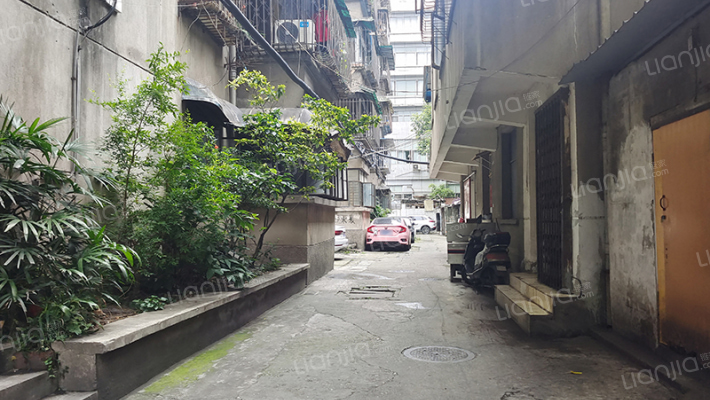 银丝街5号外景图