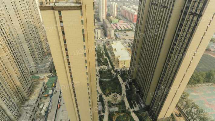 盛世卧龙城北院外景图