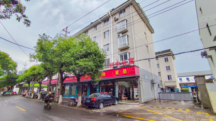 圩中公寓外景图