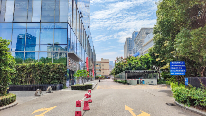 国金广场外景图