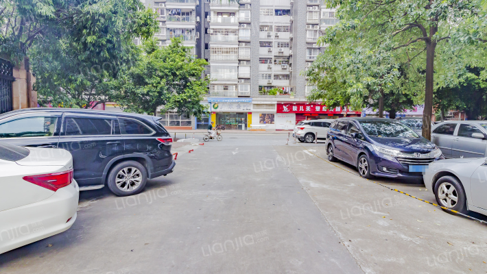 和安大厦外景图