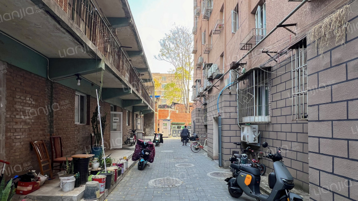 玉带河东街385号院外景图