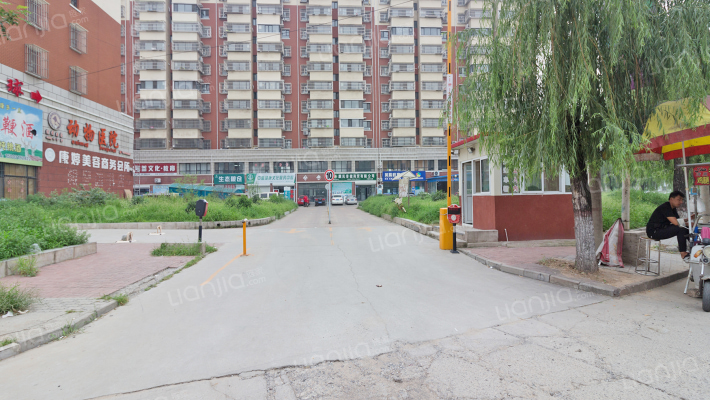 博腾花苑外景图