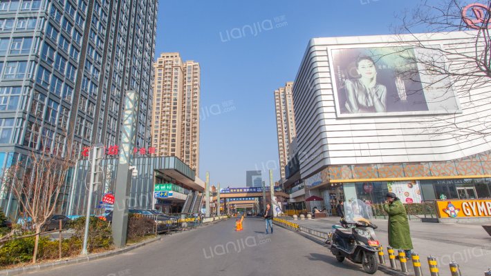 万达晶座外景图