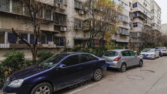 热力公司家属院外景图