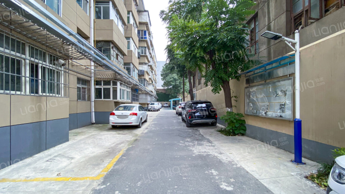 长乐西路街道办事处家属院外景图