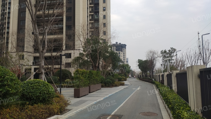 湖西星辰外景图