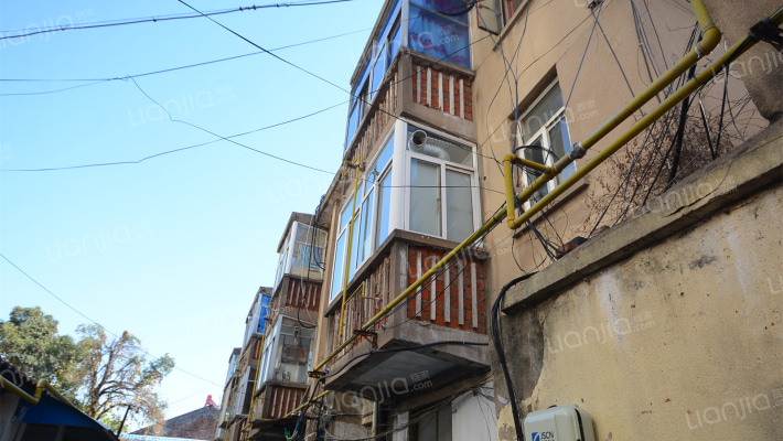 粮食局宿舍外景图