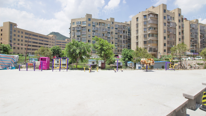 南霞锦园外景图