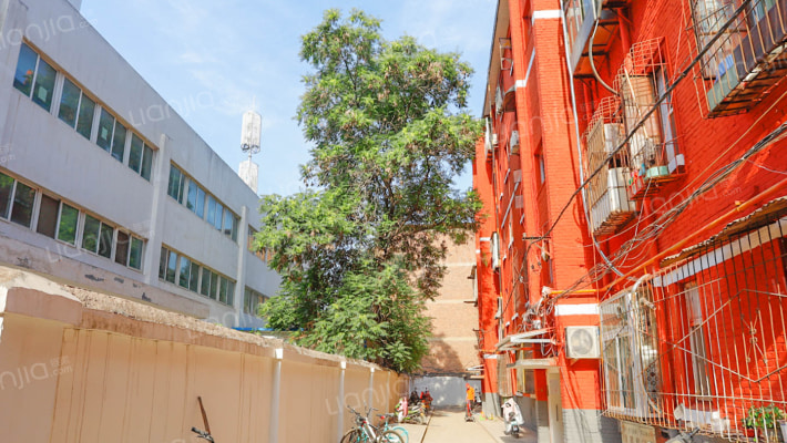 中原西路76号院外景图