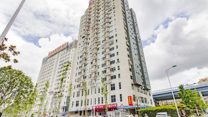 世纪东苑外景图