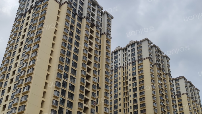 团山欣城外景图