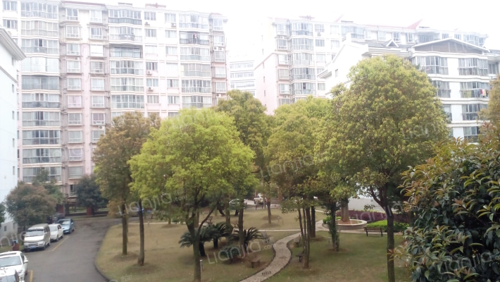 东联名园外景图