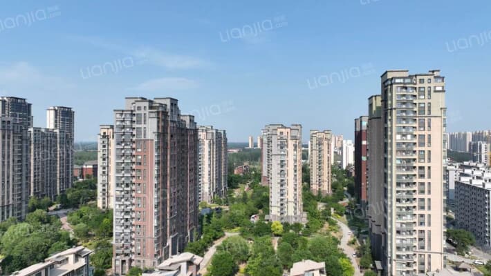 鸿坤凤凰城三期外景图