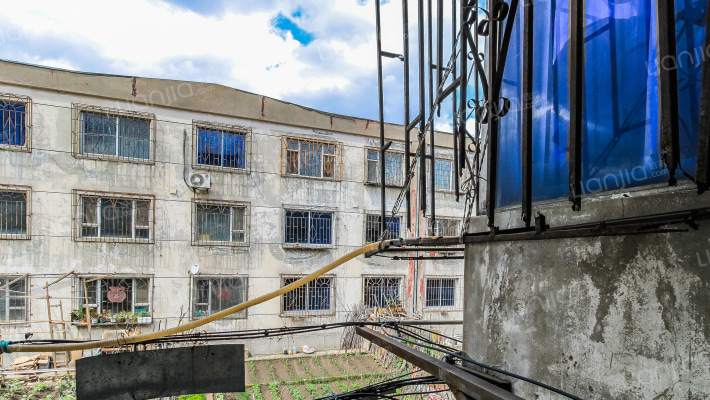 华新小区外景图