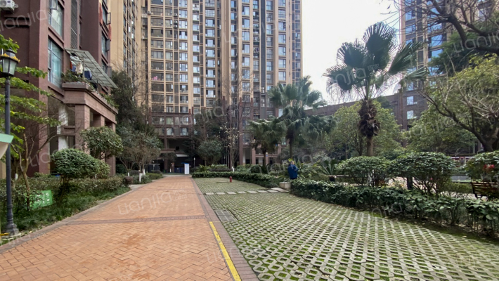 中铁银杏广场外景图