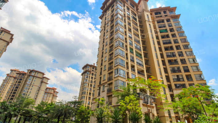 依云小镇外景图