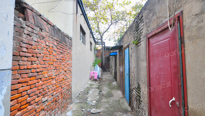 气象局家属楼外景图