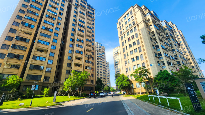 江南水岸外景图