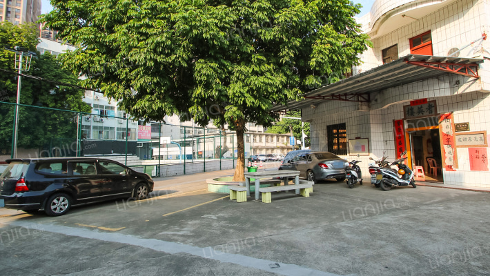 大兜大街外景图