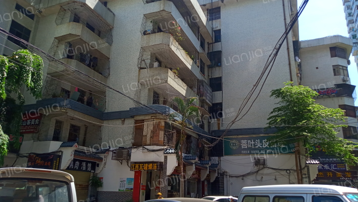 国贸大厦外景图