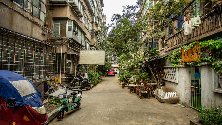 烟厂二区家属院外景图