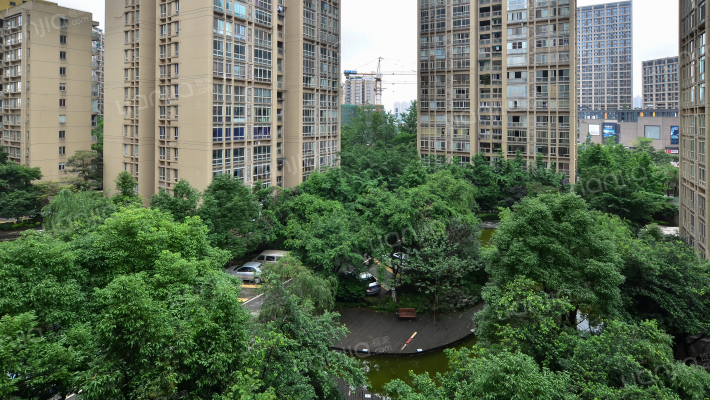 富抱泉花园外景图