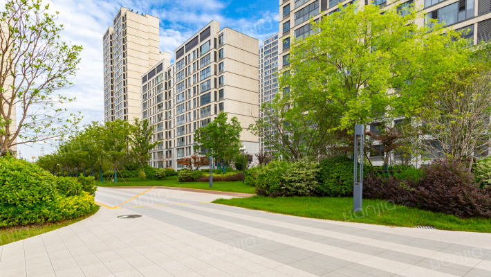 卓越华耀时代外景图