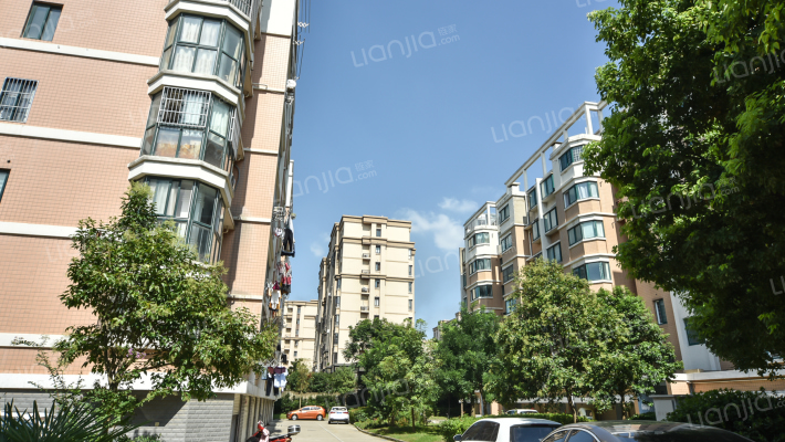 迎宾花苑东区外景图