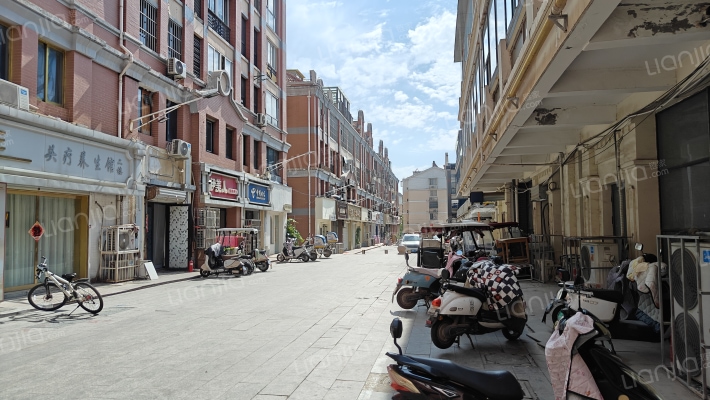 泰隆商业街外景图