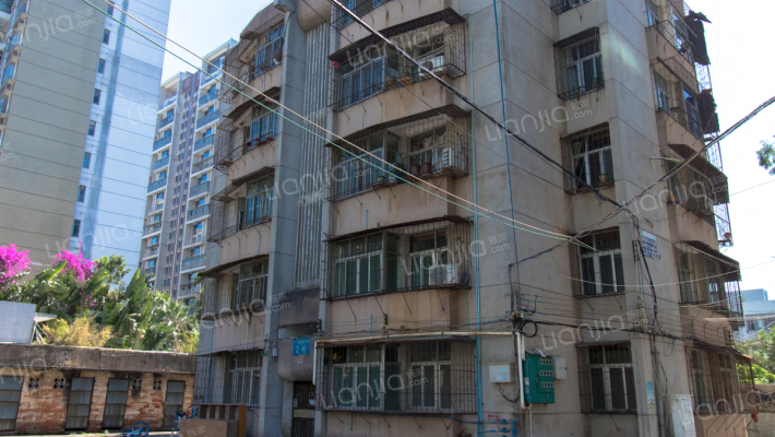 夏都华景外景图