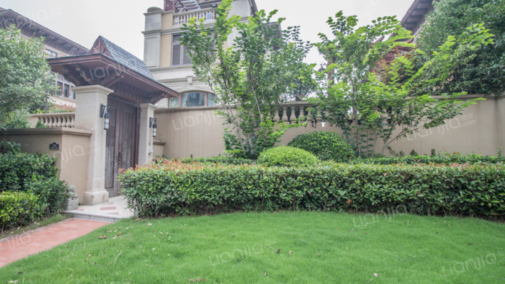 思念果岭悦庄外景图