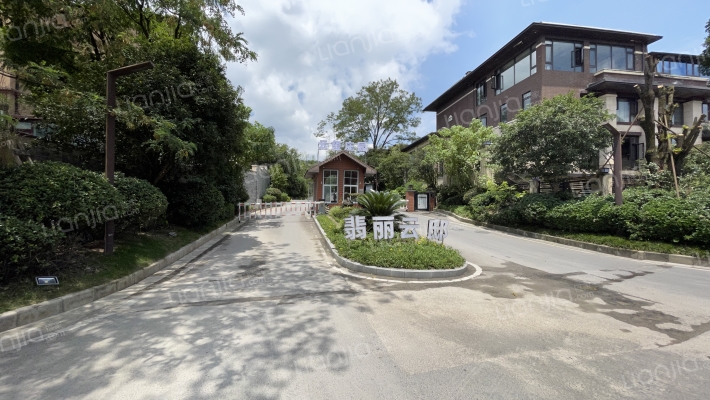 保利公园2010翡丽云邸云玺外景图